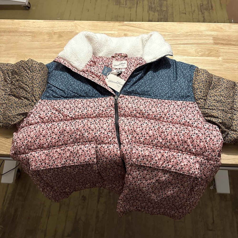 Universal Thread multi-floral puffer jacket XXL (Women's)